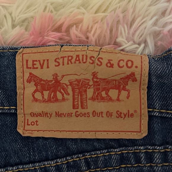 Levi's Type 1 Dura skirt in blue denim - Picture 4 of 13